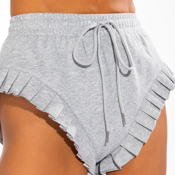 Callie Lives Pants - Stasia Ruffle Booty: Heather Gray V-Cut Sweat Shorts Medium